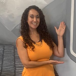 Meet your Posher, Alma